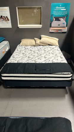 8 “ Queen Mattress Floor Model