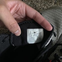 Men Shoes Size 10.