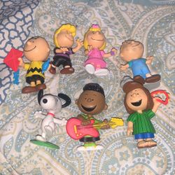 Charlie Brown Peanut’s Gang Toys