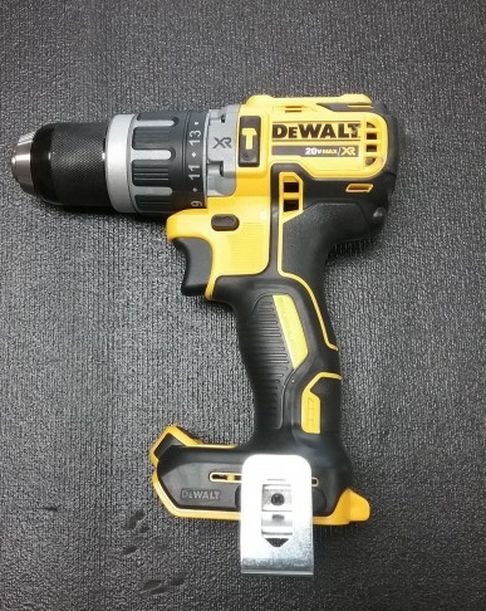 Dewalt 20v Max XR Brushless Hammer Drill