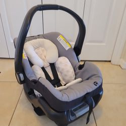 BABY TREND INFANT CAR SEAT W/ BASE INCLUDED (5-30 lbs)