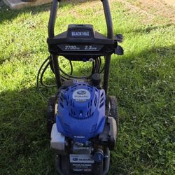  Black Max 2700 PSI gas pressure washer powered by a Subaru EA175V engine. 