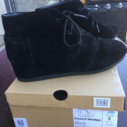 TOMS WEDGES  