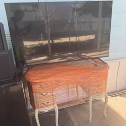 Tv LG Flat Screen $20