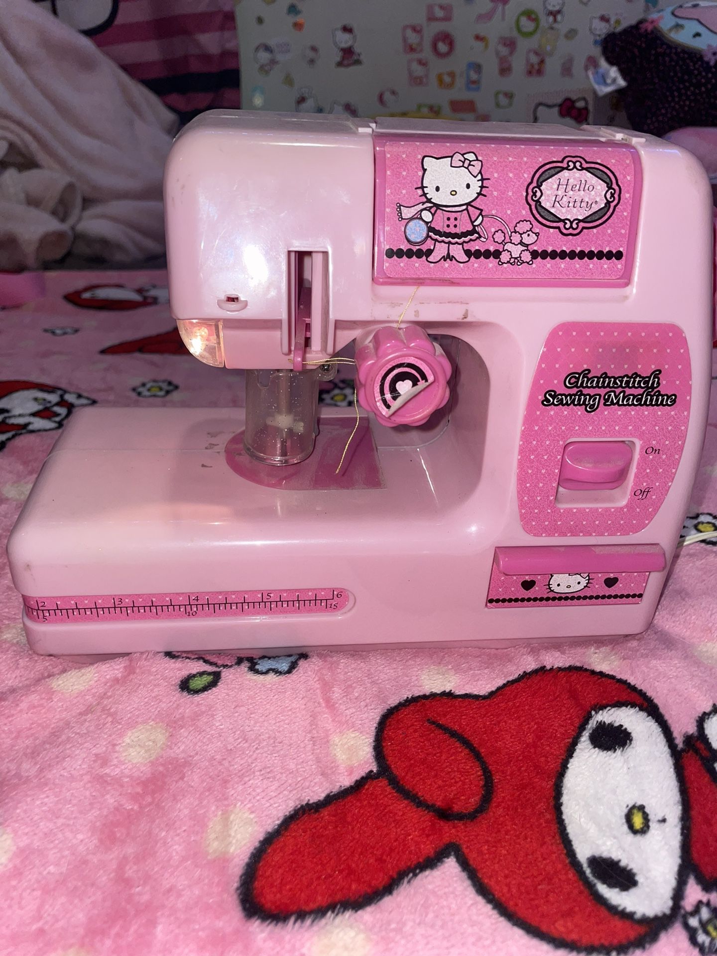 hello kitty sewing machine 