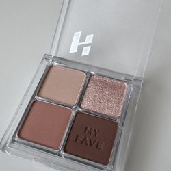 Holika Holika Eyeshadow Palette - Rozely