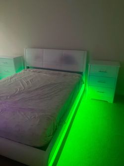 Bedroom set