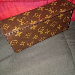 Louie Vuitton