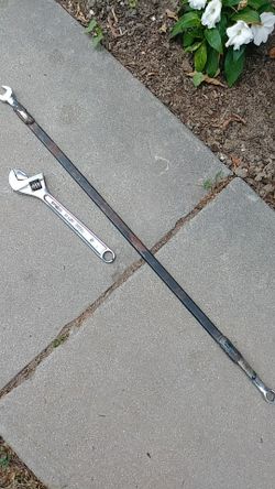 Serpintine belt tool