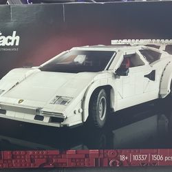 New LEGO Lamborghini Countach 5000 Quattrovalvole