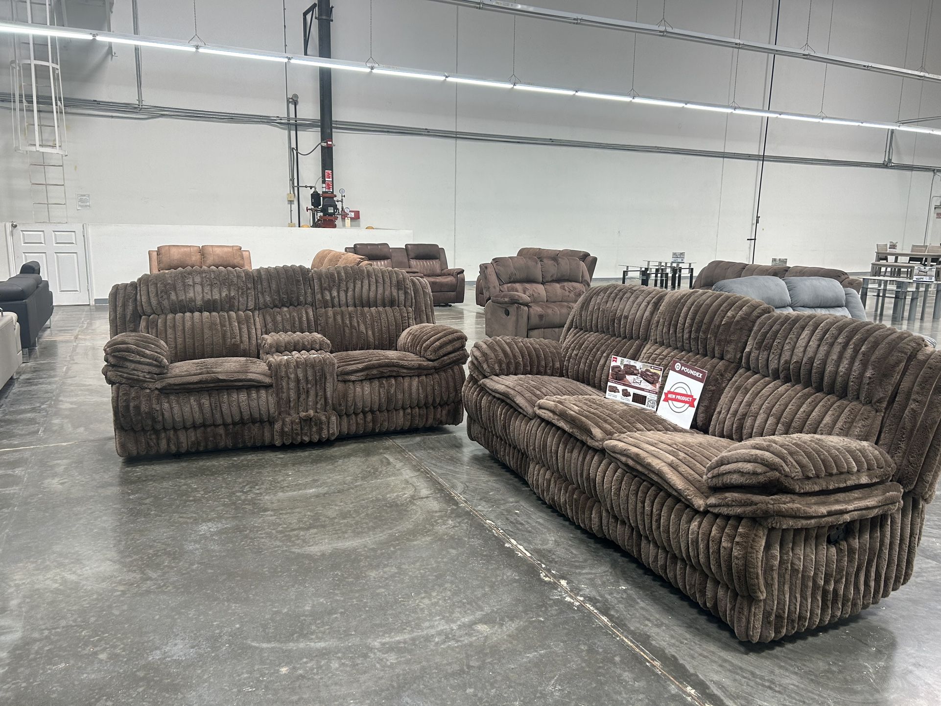 Brand New Comfy Reclining Sofa Loveseat Set