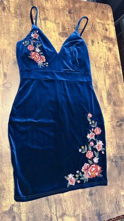 Women’s dresses