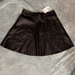  FauxLeather Black H&M Skirt Size 2 