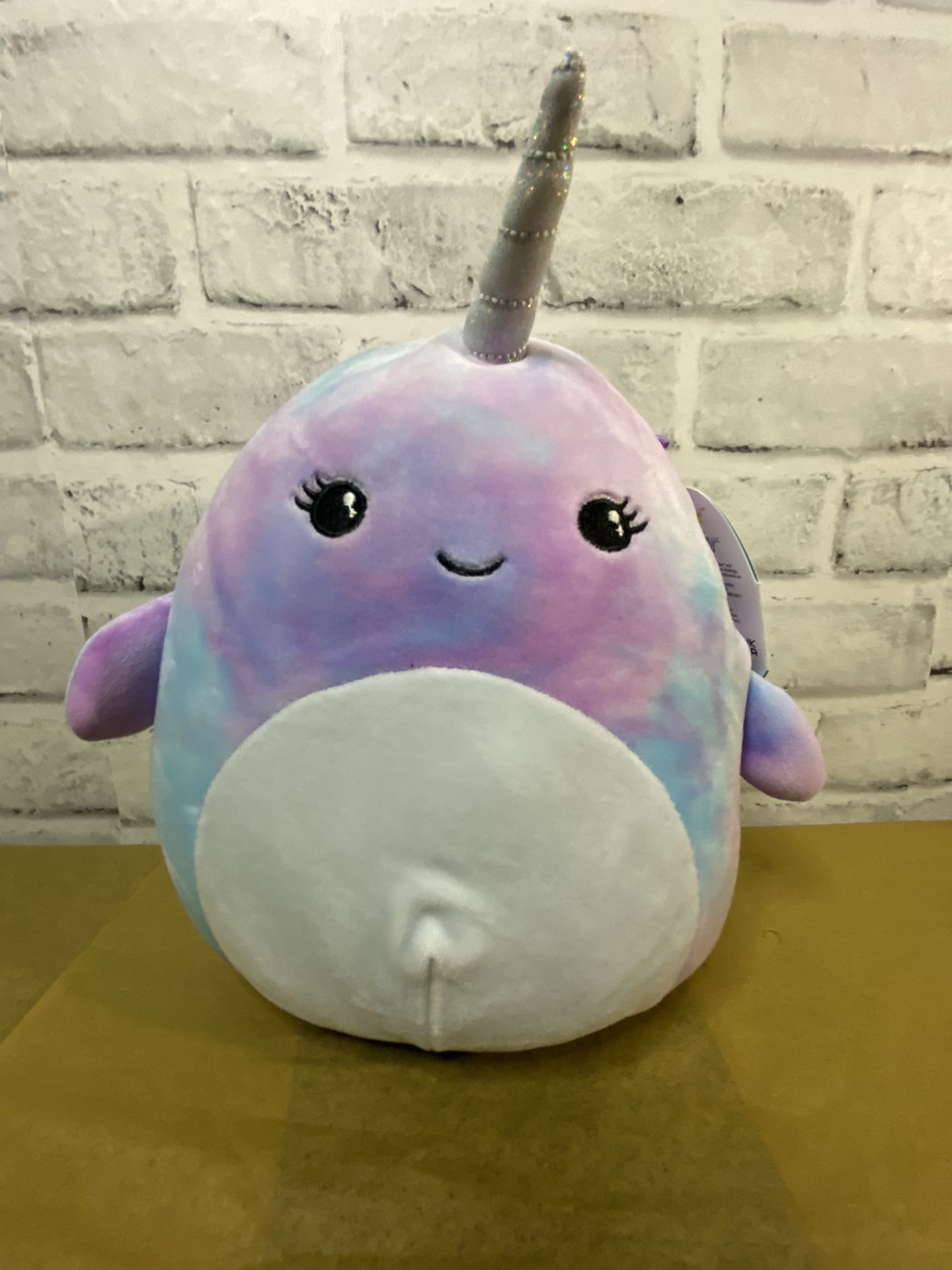 Squishmallows 8”Hallie NWT