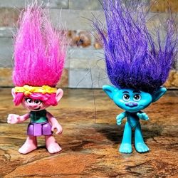 Trolls2-Lot Of DreamWorks Troll Dolls Band Togather Branch  • Figures Are Posable & Have Vibrant Hair • They Are 5"-From Tip Of Hair To Bottom Of Fee 