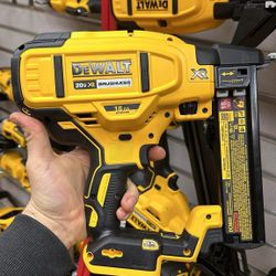 Dewalt 18GA 20v Crown Stapler TOOL ONLY