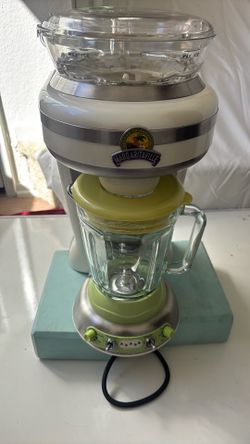 Jimmy Buffett’s Margaritaville Frozen Concoction Maker