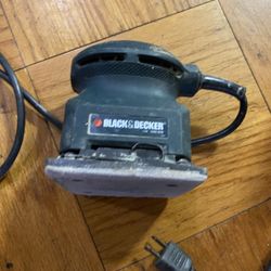 Lijadora Black&Decker