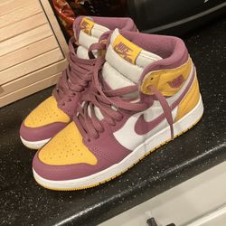 Brotherhoods Jordan 1s Size 5y