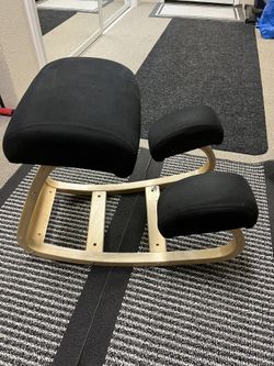 Vilno Economic Kneeling Chair