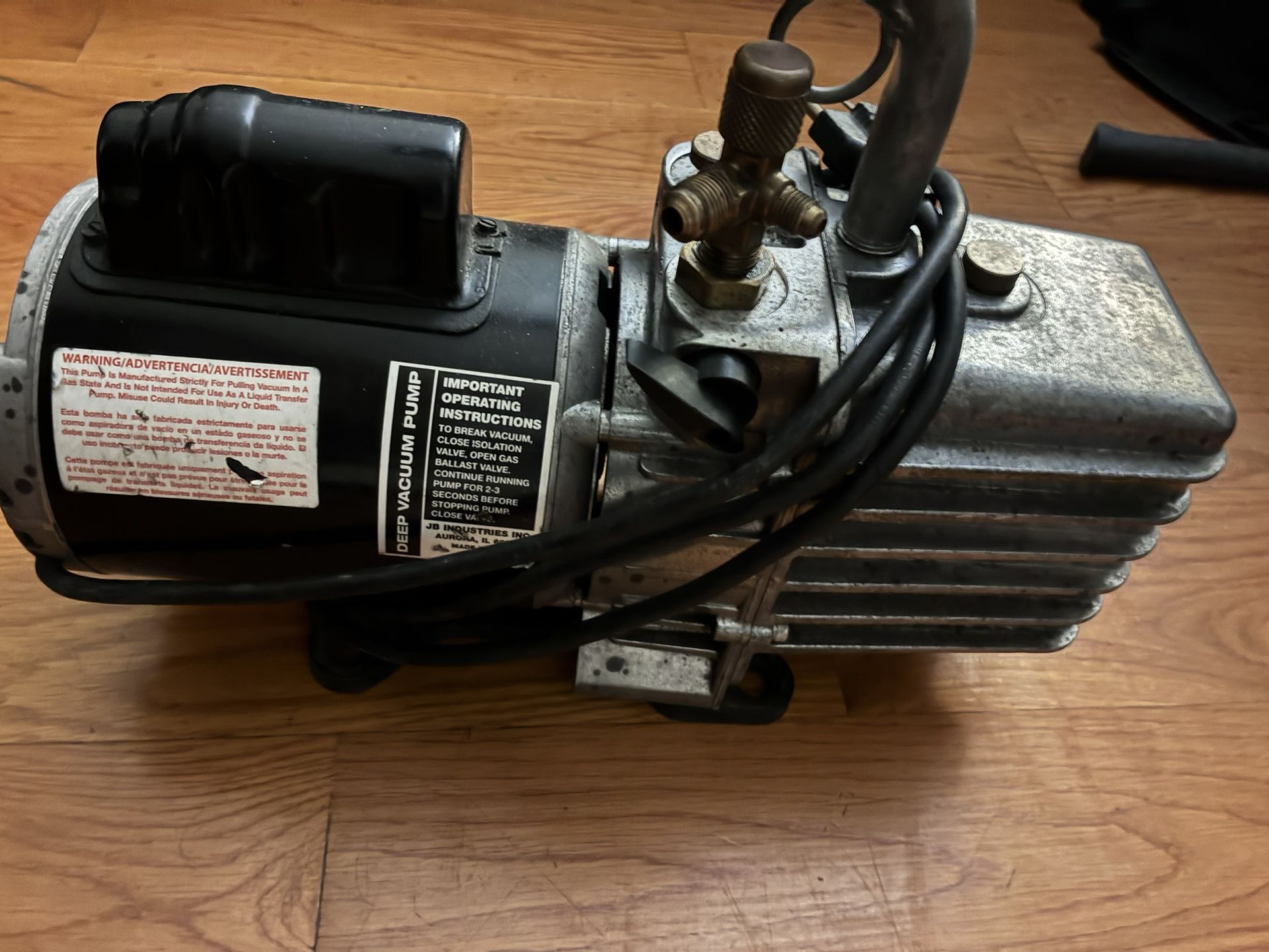 Platinum Deep Vacuum Pump