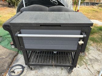 Bar cart
