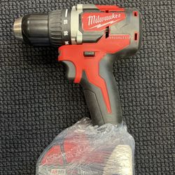 MILWAUKEE CORDLESS DRILL (BRUSHLESS)