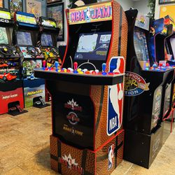 Arcade With Over 5,000 Arcade Games
