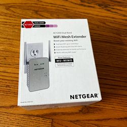 NETGEAR WiFi mesh extender