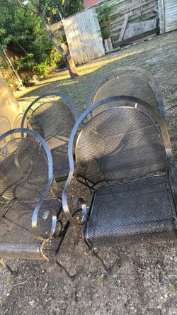 4 sillas mesedoras