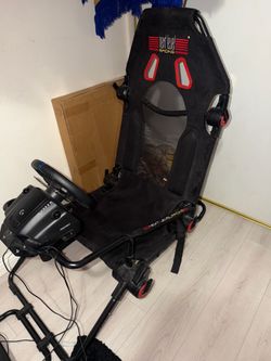Racing cockpit