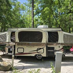 2017 Forest River Rockwood Premier RV pop-up camper
