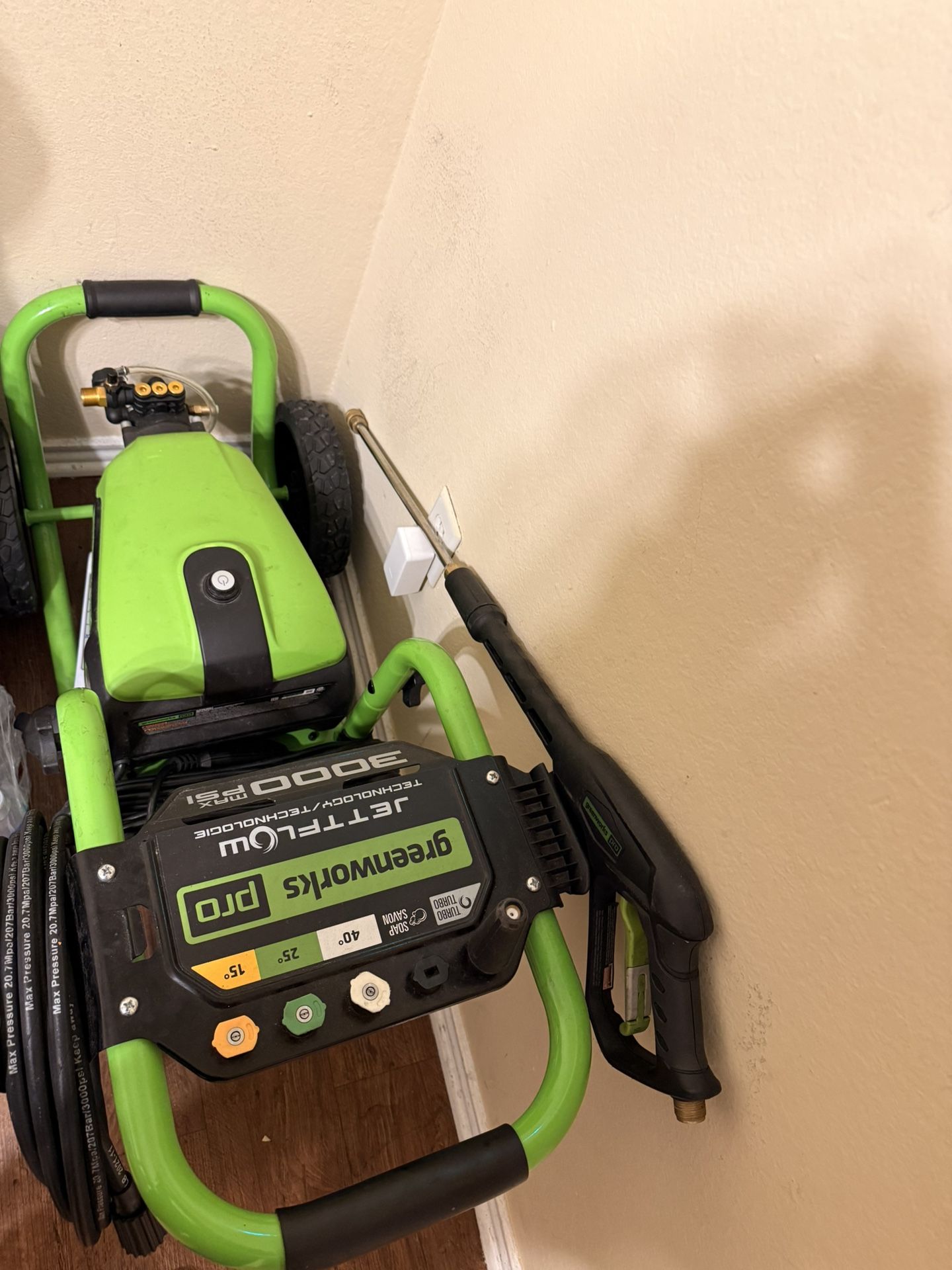 Green works pro Power washer