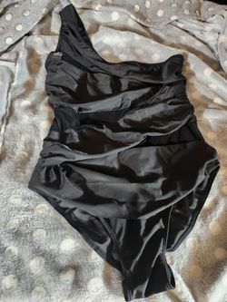 Swim suit