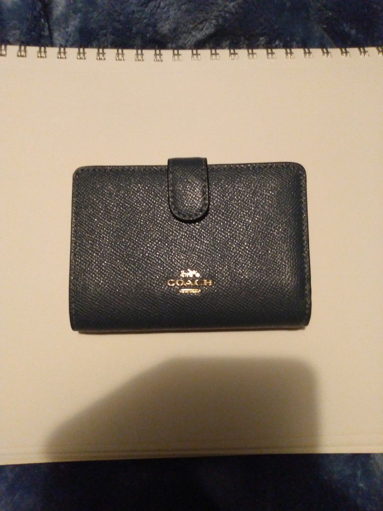 Coach Wallet Used Twice 