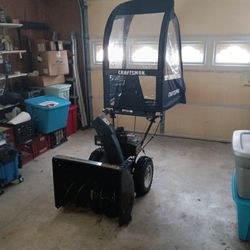 Snow Blower w/Cabin 
