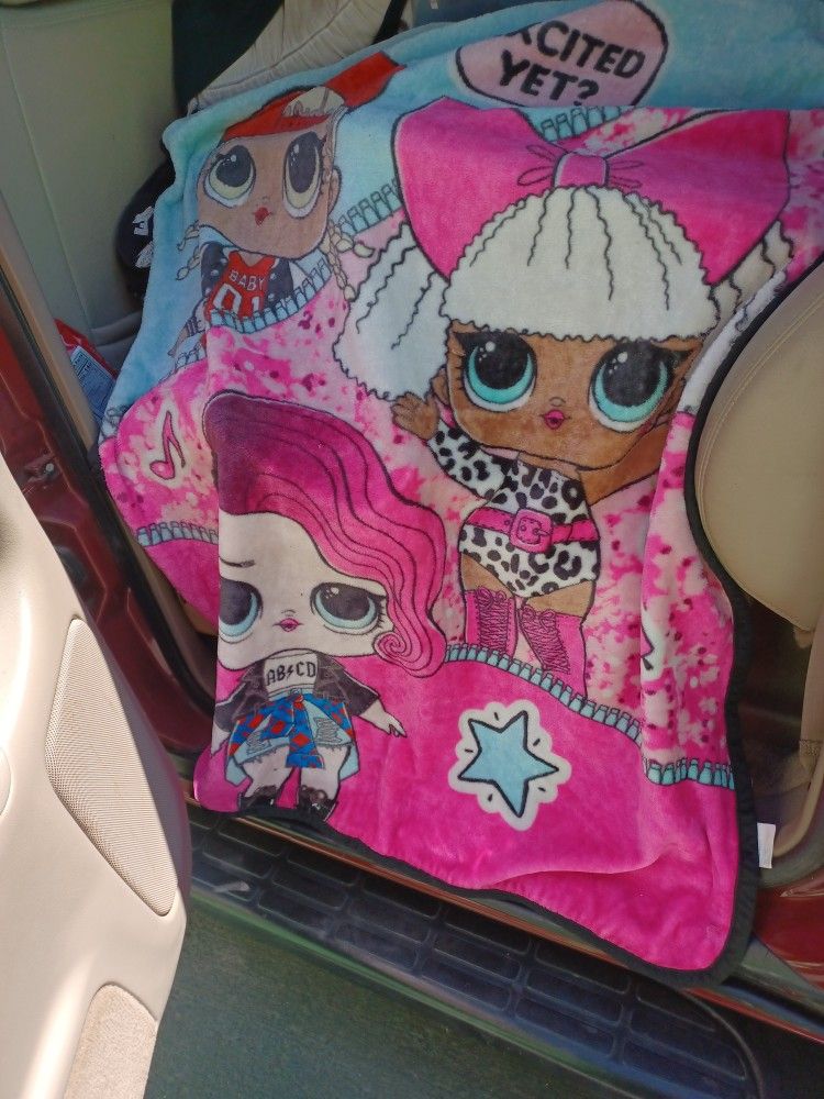 LOL Twin Throw Blanket