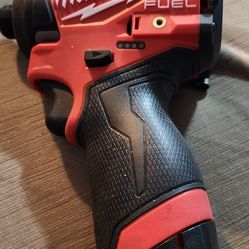 Milwaukee Fuel M12 Compact Impact Driver Gen 3