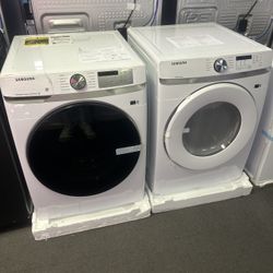 Brand New Samsung Washer And Gas Dryer !