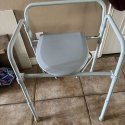 Toilet Chair 