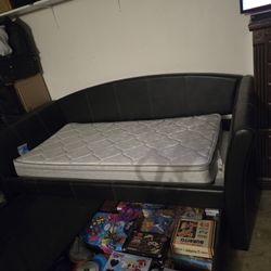 Bed ( Twin) ( I Think)