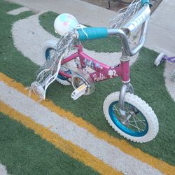 GIRLS BICYCLE USED.  AS IN PICTURES...CHECK OUT MY PAGE FOR MORE..