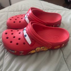 Cars x Crocs Classic Clog ‘Lightning McQueen’ Light up