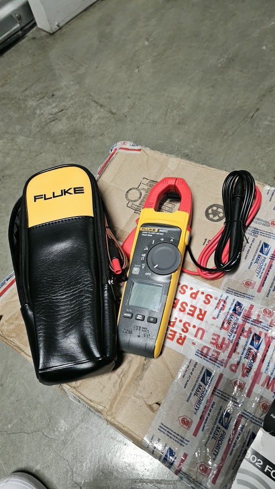 Fluke Electrical Meter