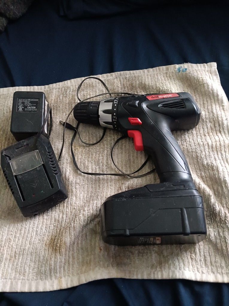 DRILL MASTER  cordless Drill With Charger