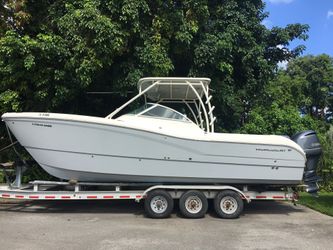 2017 WorldCat Catamaran Twin 300 Yamahas 90 Hours