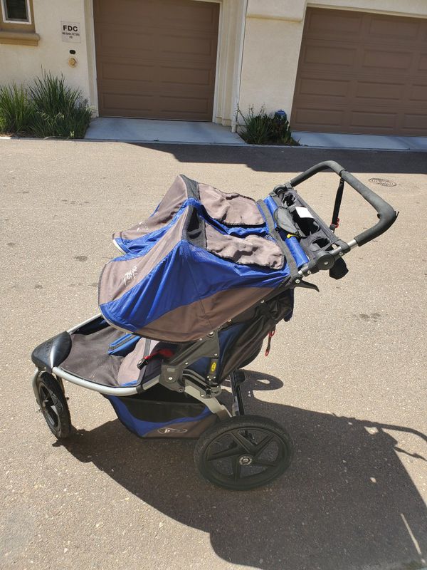 BOB Double Stroller Blue/Black for Sale in Chula Vista, CA - OfferUp