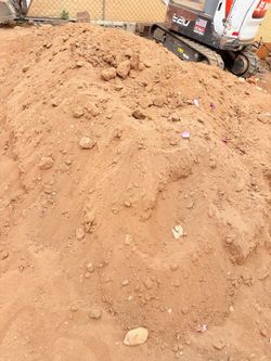 Free fill dirt