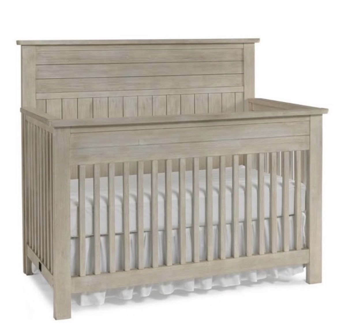 Bel Amore Channing Nursery Set – 2 Convertible Cribs + Chifferobe