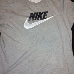 Grey Nike Shirt$35 Large Price Is Firm No Less 